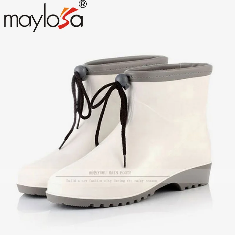 The rain boots are female fall short tube and low boots Japanese garden