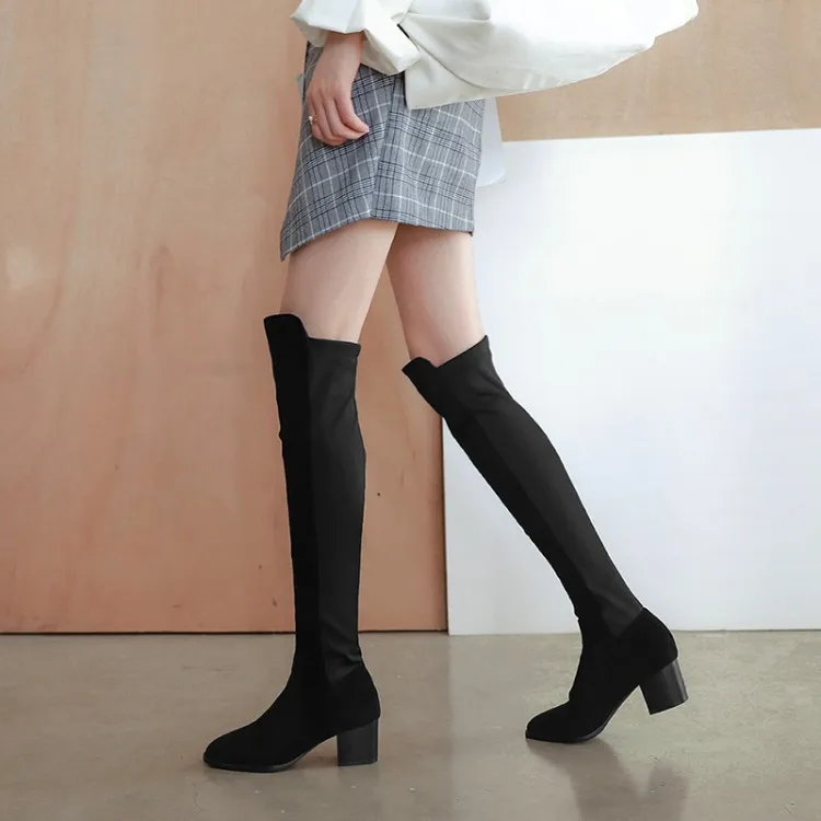 

Big Size 11 12 13 14 15 16 17 Europeans and Americans have skinny sleeve boots with pointed head and heeled knees