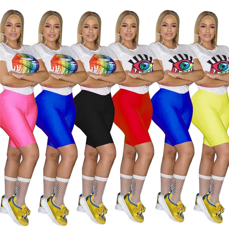 10647880190_1925392140