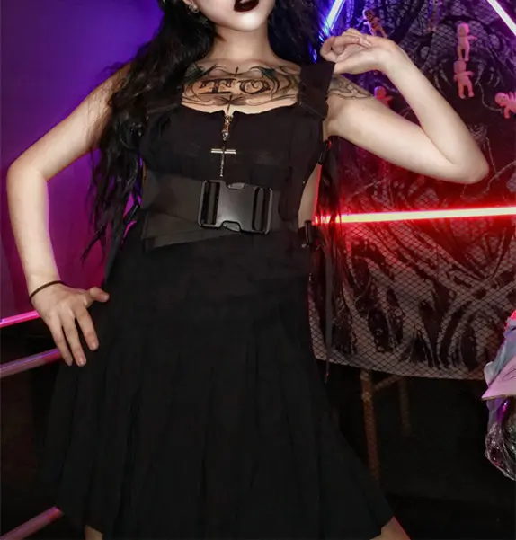 

Spring Summer Harajuku Women Fashion Punk Style Cross Pleated Dress Hard Girl Function Wind Dazzling Cool Little Black Skirt
