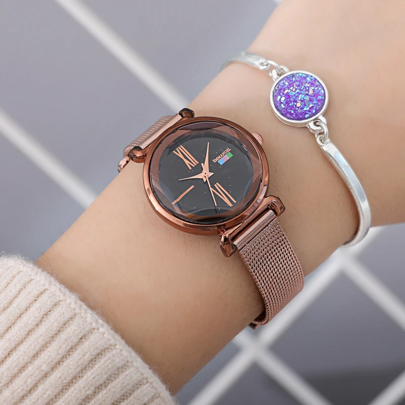 Luxury Women Watches Rose Gold Mesh LadiesClock Magnet Buckle Starry Diamond Geometric Surface Casual Dress Quartz Wristwatch Luxury Women Watches Rose Gold Mesh LadiesClock Magnet Buckle Starry Diamond Geometric Surface Casual Dress Quartz Wristwatch