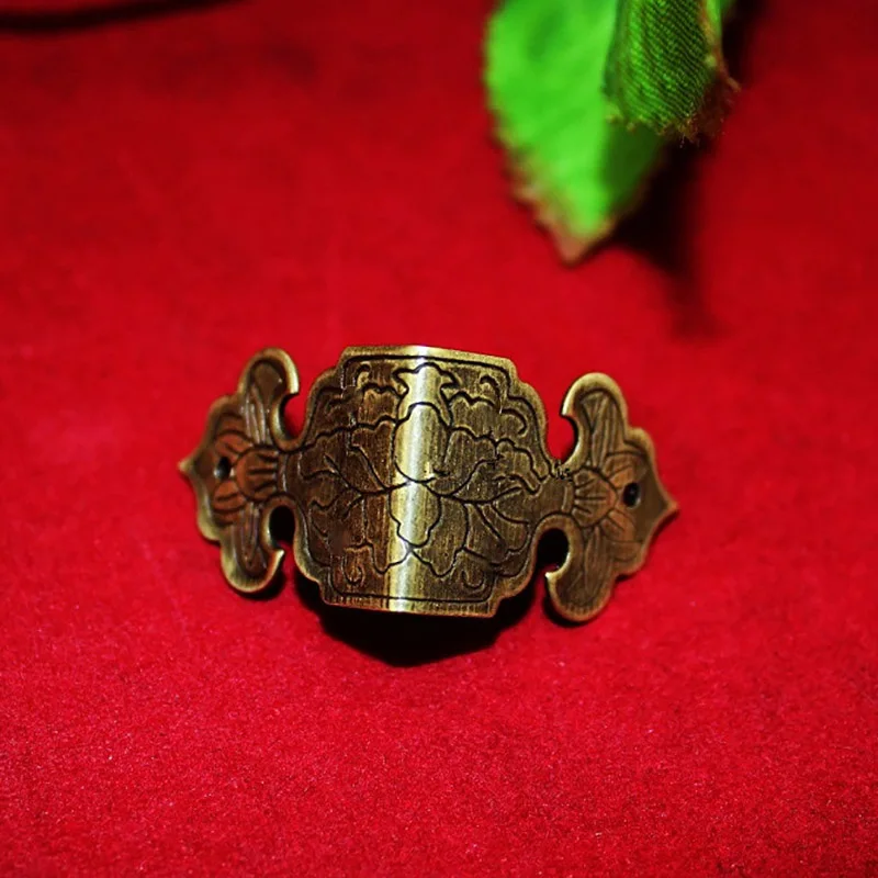 Bulk-Brass-Corners-Furniture-Corner-Decorative-Sheet-Copper-Gusset-Gift-Box-Corner-Wooden-Box-Leg-Bronze (1)