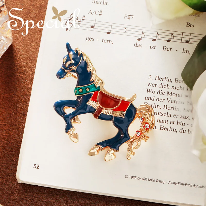 

KingDeng Brooches Women Accessories Blue Horses fashion Brooch Luxury Animal Romantic Cute Girls Zinc Alloy Metal Jewelry