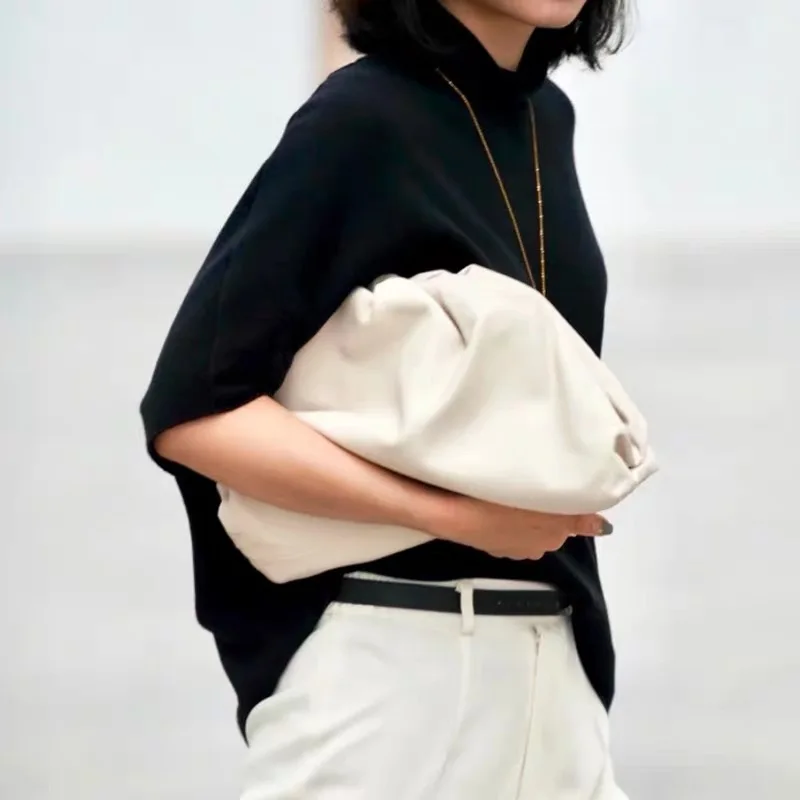 

The Pouch Leather Envelope Bag Luxury Handbags Women Bags Designer Voluminous Round Shape Purses and Handbags Dumpling Clutches