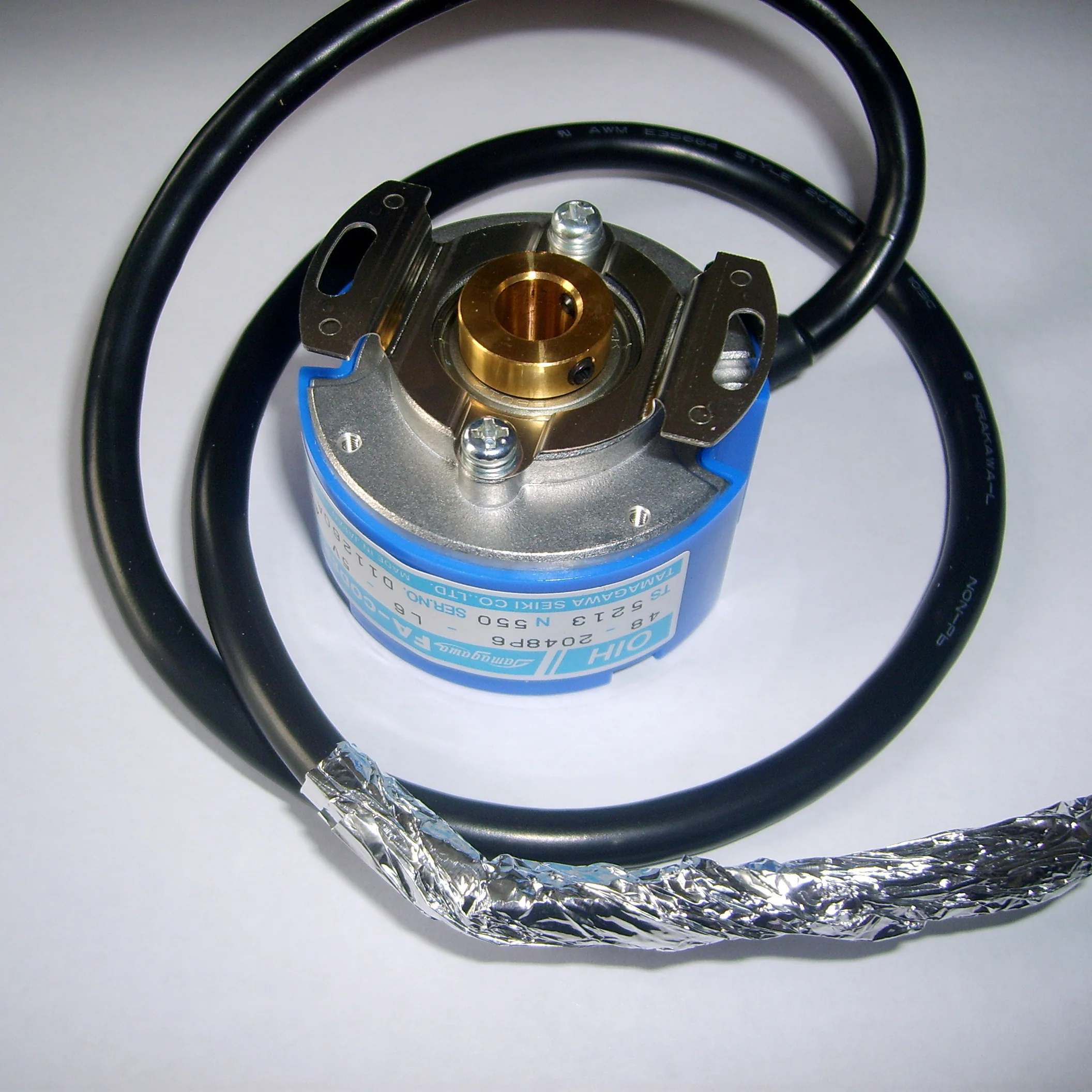

TS5213N551 OIH48-2048P8-L6-5V Rotary Encoder OIH 48-2048P8-L6-5V