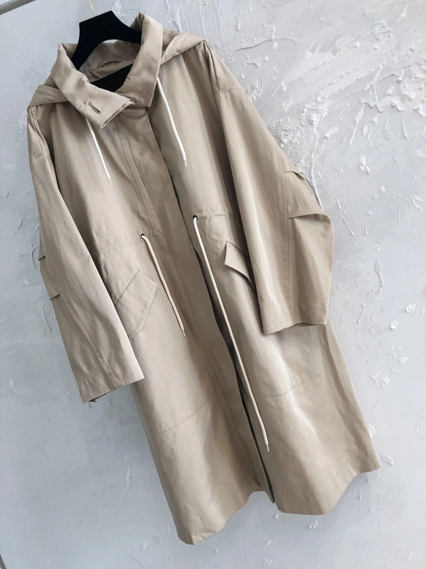

2019 new ladies high quality fashion long-sleeved solid color drawstring hooded trench coat 0720