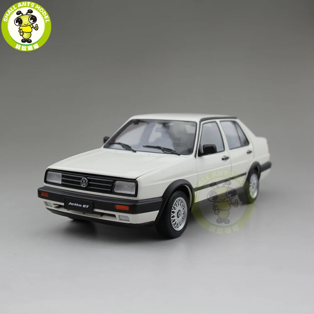 1/18 JETTA GT литая под давлением Модель автомобиля игрушки для детей мальчик девочка Коллекция подарков на день рождения белый