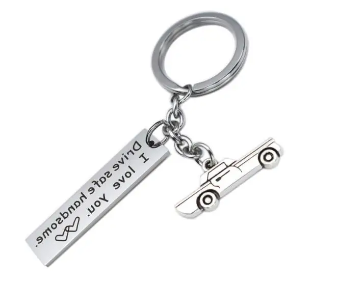 

Drive Safe Keychain Jewelry Wing Car Gift For Trucker Husband Boyfriend Girlfriend Romantic Gift Used to Hang Keys