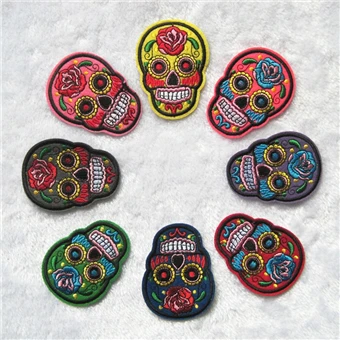 

1 PCS 5.2*7.1 CM Skeleton Skulls Clothes Embroidered Iron on Patches for Clothing DIY Stripes Motif Appliques Garment Badge @RR