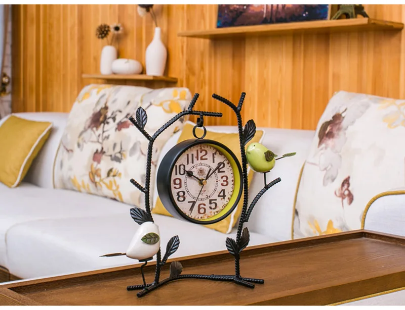 Meijswxj Solid Wood Table Clock Retro Wooden Clock Saat Reloj Masa saati Relogio de mesa Bedroom Digital Desktop Clocks 24*25cm