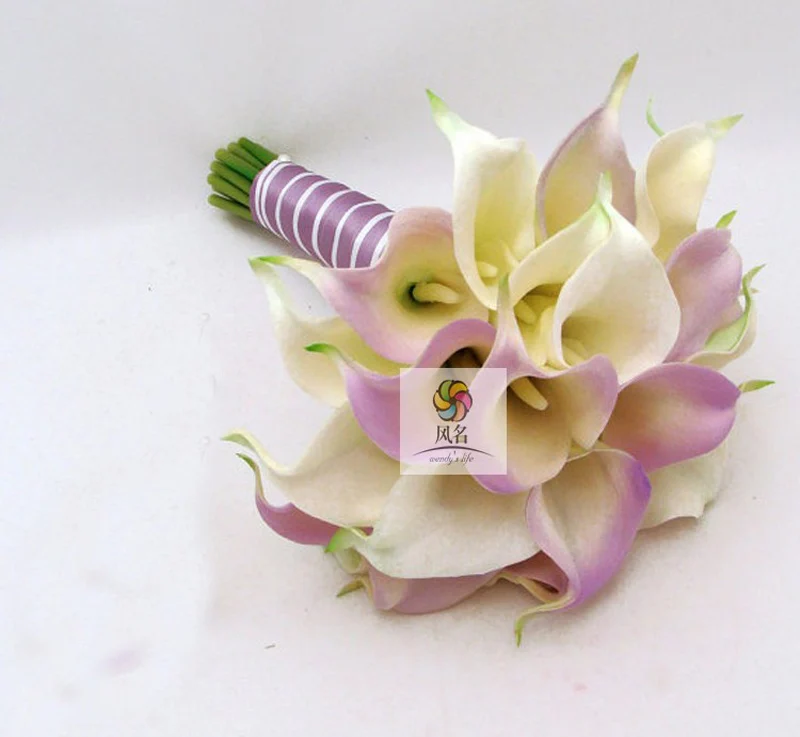 

Handmade Hand Holding Flower Bridal Bouquets PU Calla Lily Artificial Flowers Wedding Bride Bridesmaid Bouquet Wedding Supplies