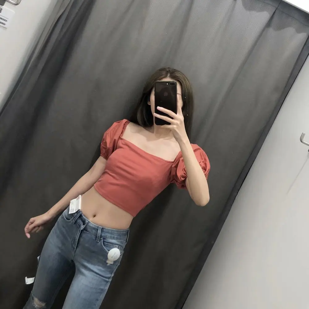  (11)