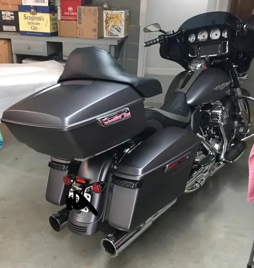 How to use a Dennis Kirk coupon Whether you’re tearing up fresh powder as you motor up the mountainside, or you’re ripping tracks through the turf on your dirt bike, you’ll want to make sure that you have everything you need to make your power sports adventure the best.