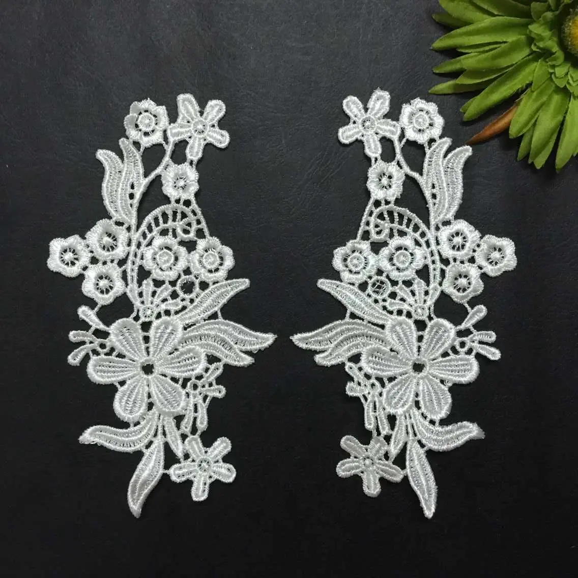 20*9cm Fancy flower embroidered lace trim for bride