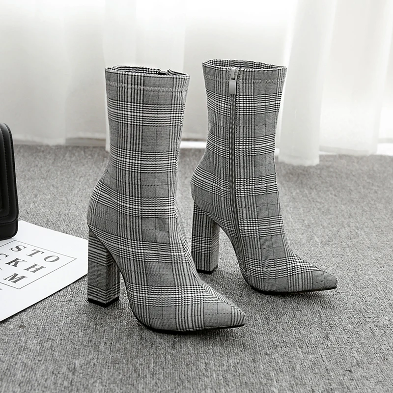 

GOXPACER Autumn Plaid Boots Women Gingham Side Zip Shoes Women Fashion Thick High Heel Shoes Lady New Ankle Boots Free Shipping