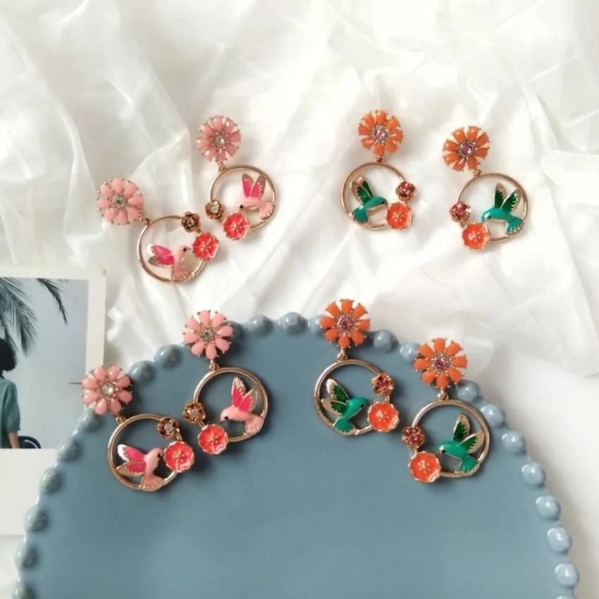 

Fashion Beautiful Dripping Oil Ear Clip Jewelry Women Girl Accessories Personality Creative Flower Hummingbird Dangle Earrings