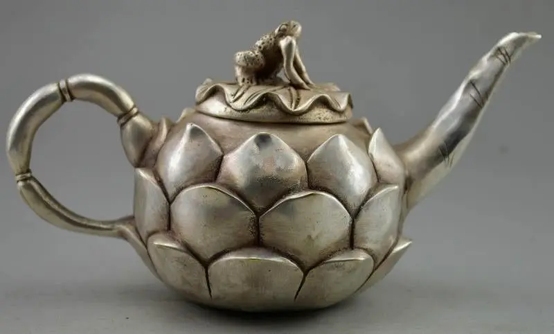 

Collectible Decorated Old Handwork Miao Silver Carved Lotus Frog Tea Pot