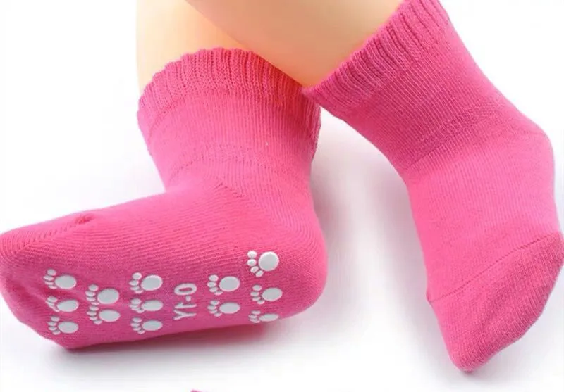 Хлопковые носки ярких цветов для малышей, нескользящие носки с резиновой подошвой, демисезонные теплые носки-тапочки для мальчиков и девочек 0-5 лет - Цвет: 1 pcs