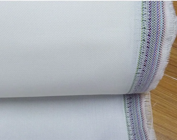 

18ct Plastic canvas Ivory white cross stitch fabric with 2 #28 needles x stitching cloth for wallet pendant card