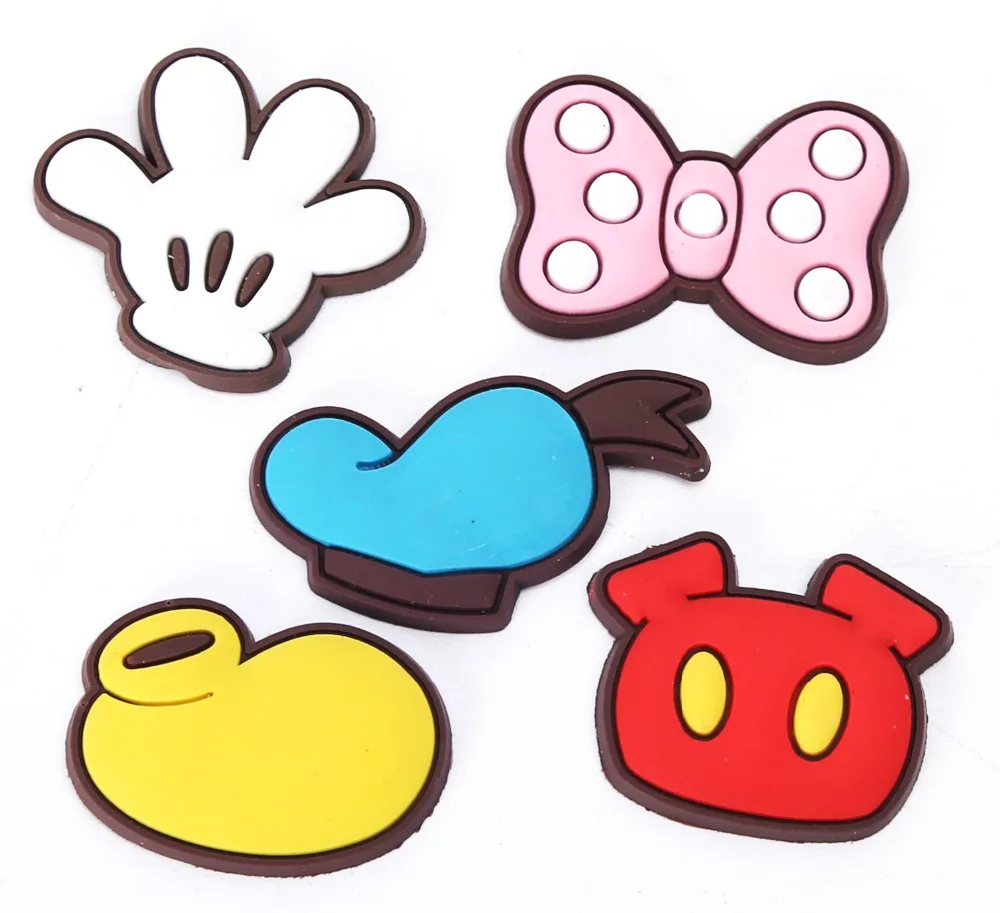 

2018 New Shoes Buckles For Baby Kids Shoes Croc Decoration Party Accessories Cartoon Dog Prints Shoe Charms