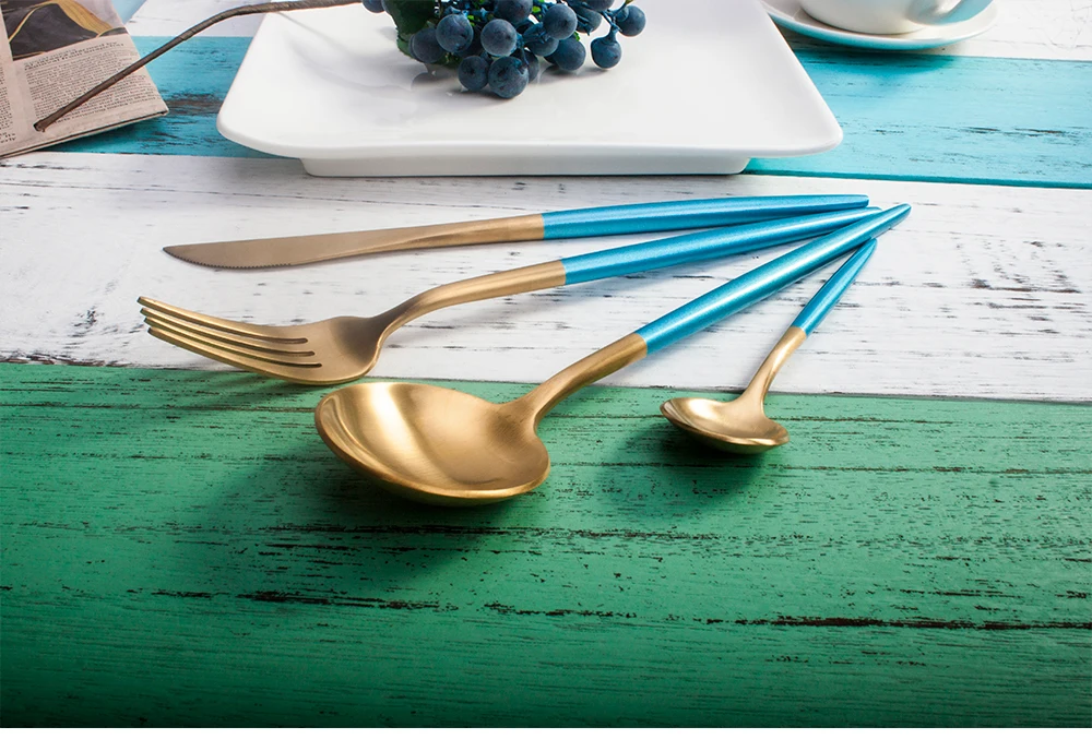 B20-Specification-Blue-&-Gold_05