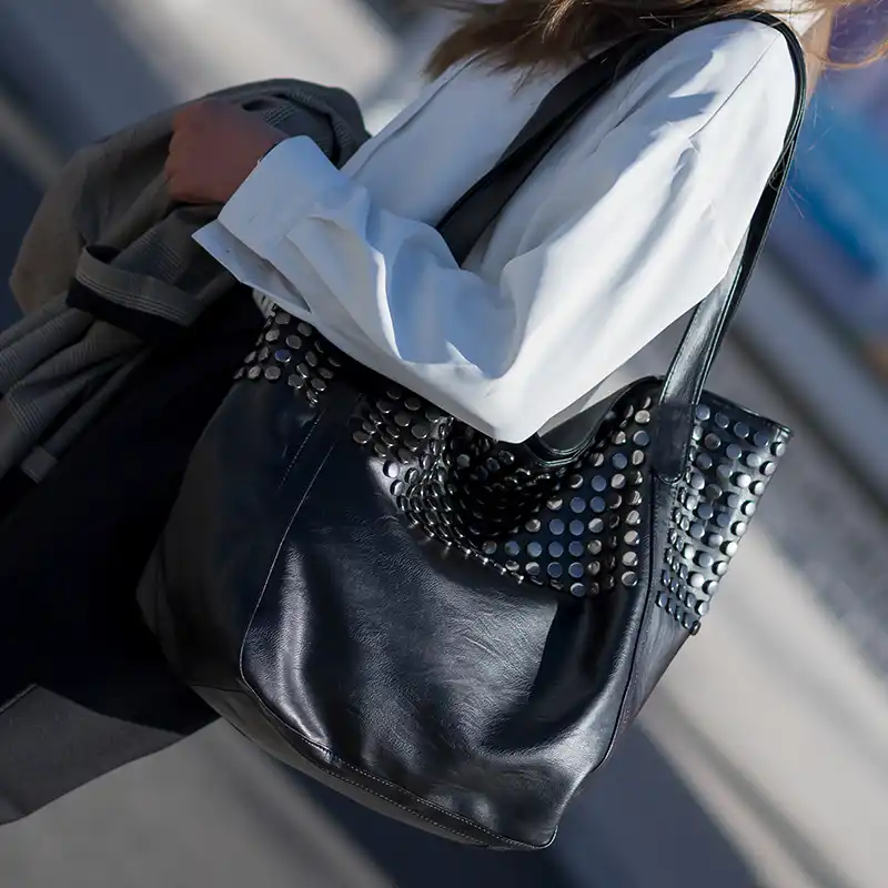 Women Punk Rivets Chain PU Leather Large Ladies Foldable Shoulder Handbag Bag Women Punk Rivets Chain PU Leather Large Ladies Foldable Shoulder Handbag Bag