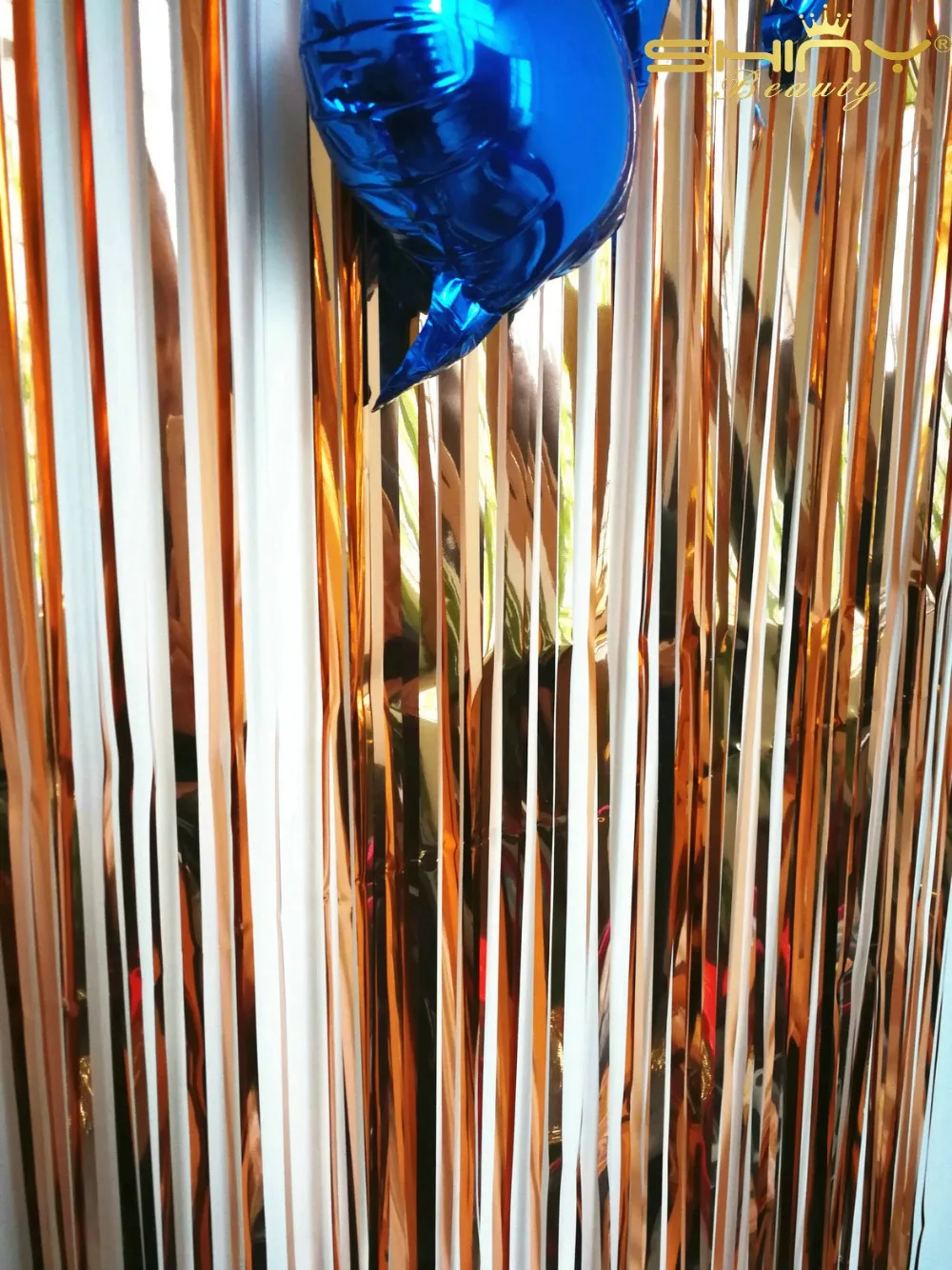foil fringe curtain04