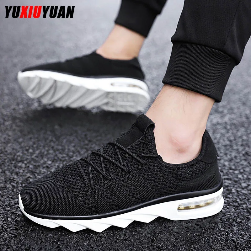 

Men Thin Section Mesh Breathable Soft Bottom Cushioning Outdoor Running Shoes Fashion Ultralight Lace-Up Sneakers