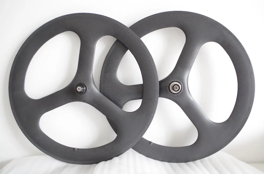 tri spokes carbon wheels