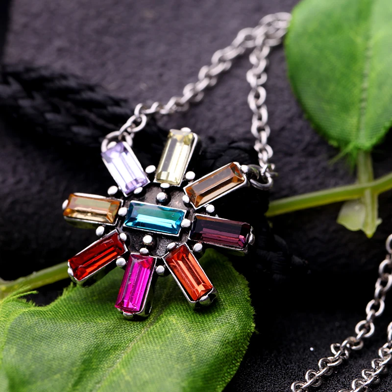 Skup Proste kolorowe szkło wisiorek kwiat naszyjnik 2019 srebrny łańcuch krótki komunikat naszyjnik dla kobiet biżuteria akcesoria