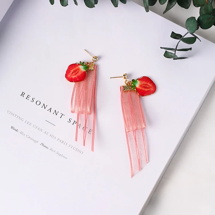 

2018 Summer Fashion Long Ribbon Tassel Earrings Lovely Personality C Strawberry Shape Boucle D'oreille Cartoon Accessories