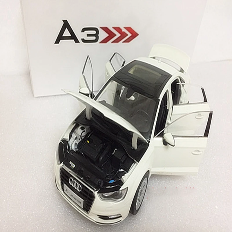 Белый/черный 1:18 Модель автомобиля Audi A3 2012 Седан сплав мини автомобиль миниатюрный автомобиль коллекция подарков