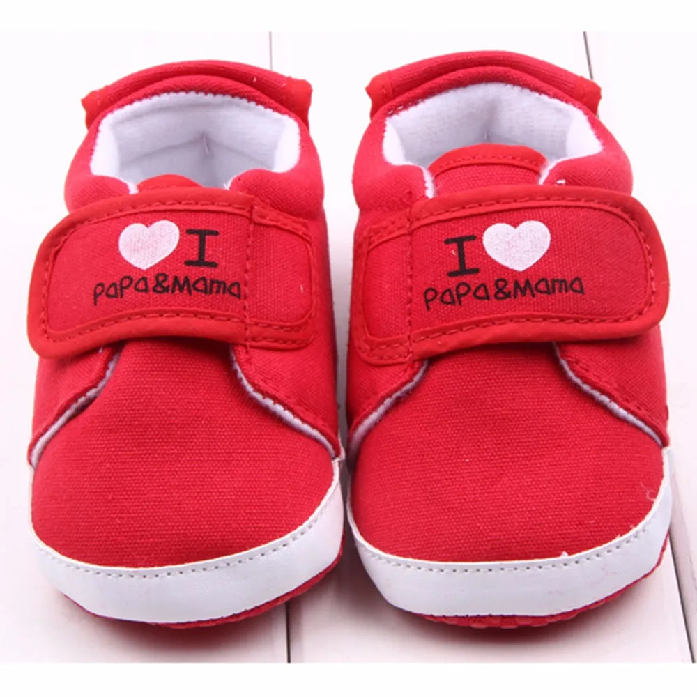 Обувь для новорожденных мальчиков и девочек; кроссовки; модная Милая нескользящая обувь с принтом в виде сердца; мягкая подошва; обувь для малышей