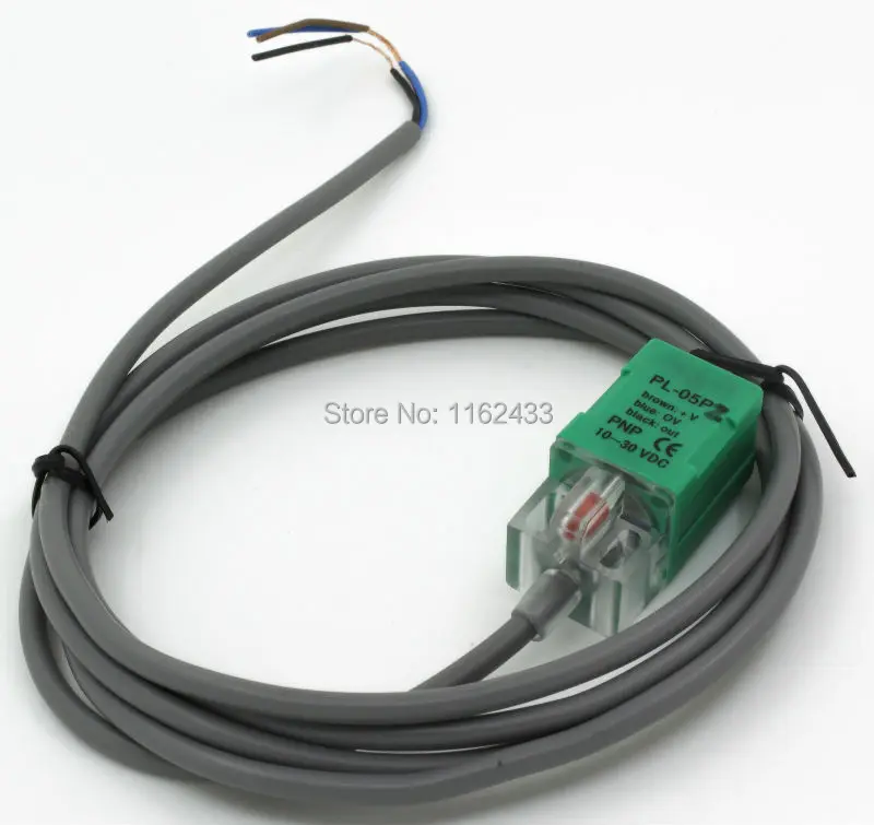 

17x17x35 5mm sensing DC PNP NC PL-05P2 prism shape inductive proximity switch sensor