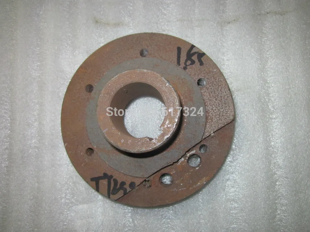 

Jinma or weituo tractor with TY290X TY295X, the crankshaft pulley, part number:TY290X.04.103