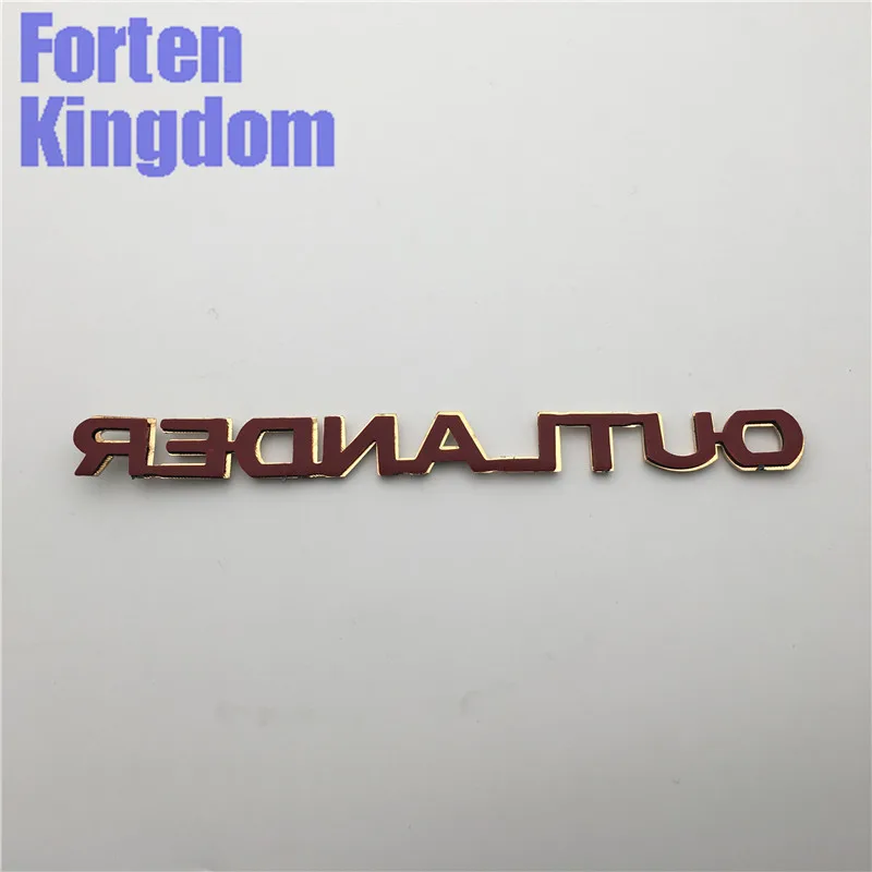 OUTLANDER badge gold 03