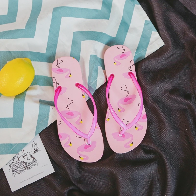 

Flamingos Floral Fashion Slippers Flip Flops Shoes Comfy Home Woman Sandals