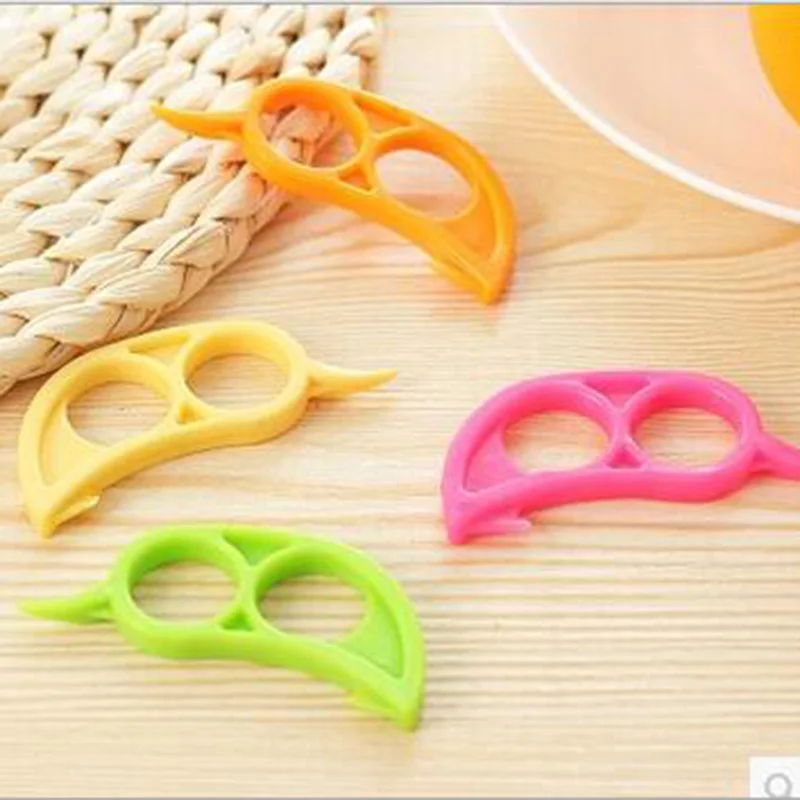 New-Cute-Mini-Plastic-Cut-Fruit-Stripper-Device-Orange-Peeler-Easy-Opener-Lemon-Slicer-Cutter-Cooking (2)