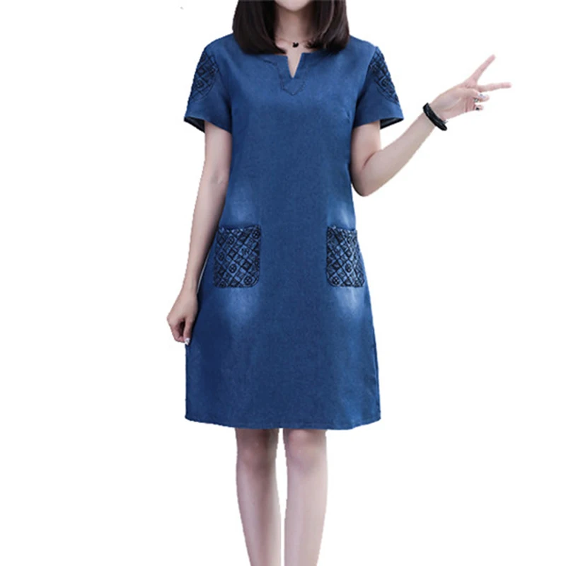 New Heat sell Short sleeve Denim Dress Women 2019 Summer Plus size 5XL Embroidery Jeans Dresses V-neck Thin Denim Dresses A2695 New Heat sell Short sleeve Denim Dress Women 2019 Summer Plus size 5XL Embroidery Jeans Dresses V-neck Thin Denim Dresses A2695