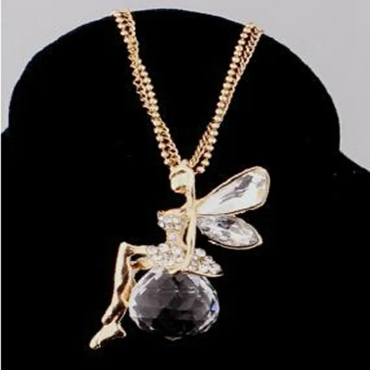 

Great Gem Crystal Spider Necklace Exaggerated Retro Female Crystal Necklace Cute Korean Fashion Angel Wings . Long Sweater Chain