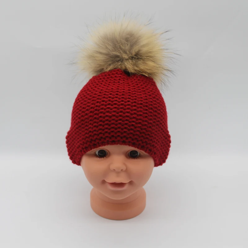 Детская зимняя шапка с помпоном из натурального меха енота|raccoon fur pompom hat|fur hatpompom hat