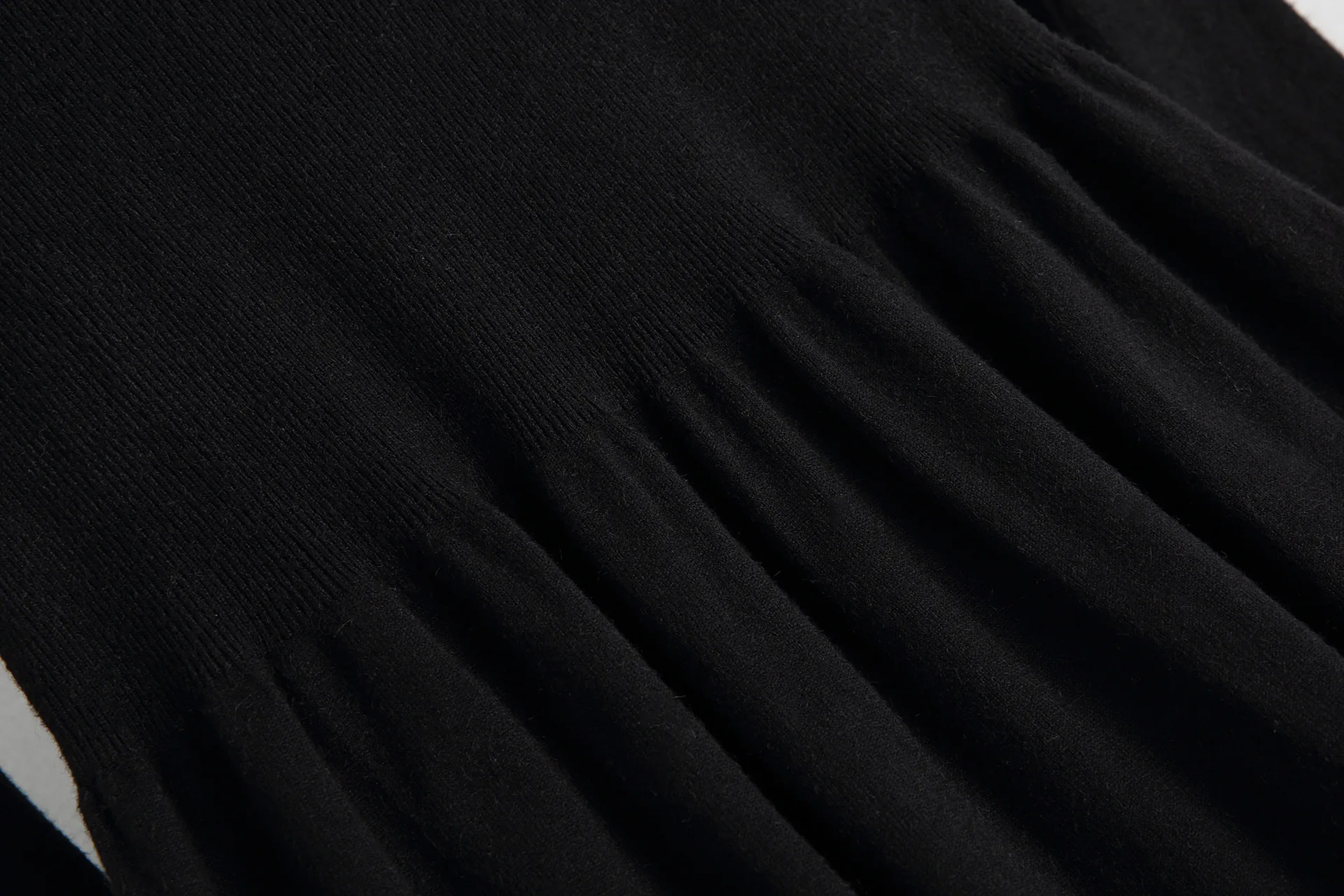 //cbu01.alicdn.com/img/ibank/2019/884/188/10452881488_2000613867.jpg