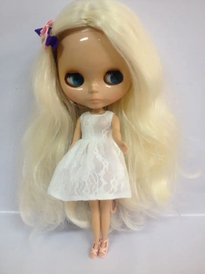 doll big eyes