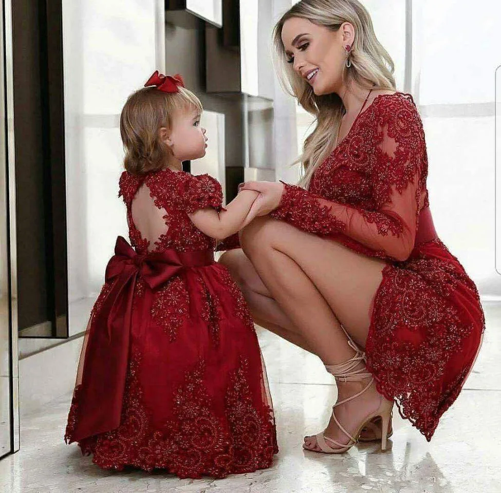 

Modest Red Lace mother of the bride dresses sheath mini short beaded formal evening party gowns Long Sleeves Mother Daughter
