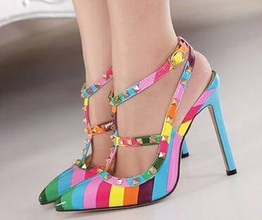 

2018 Summer new high - heeled shoes in Europe and the United States in the summer of seven colorful rivets pointed sandals