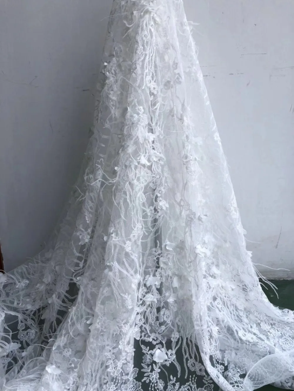 Французский шнурок ткани перо Кружева 3D цветы puntilla elastica off white бежевый Африки