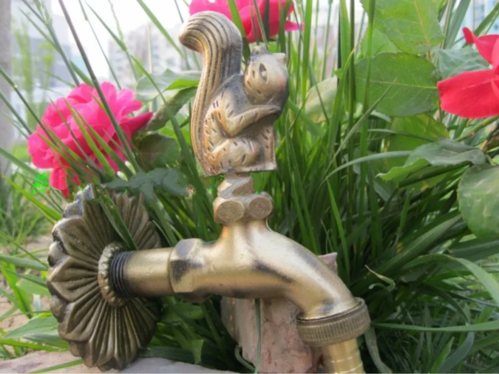 Decorative outdoor faucet rural animal shape garden Bibcock with