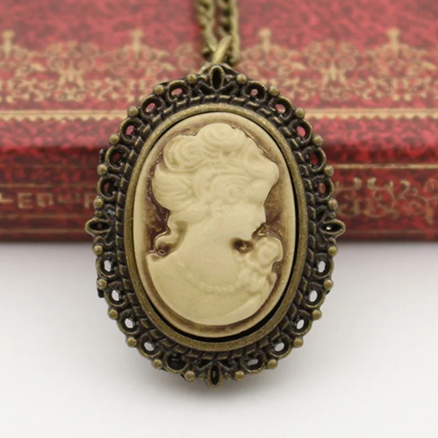 Fashion Quartz Oval Pocket Watch Necklace Woman Gray Yellow Purple Beauty Rose F Fashion Quartz Oval Pocket Watch Necklace Woman Gray Yellow Purple Beauty Rose F