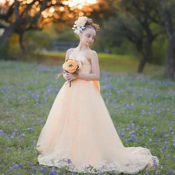 

Sexy Girls Pageant Gowns with Crystals Appliques Bows New Flower Girl Dress For Wedding Spaghetti Straps Sweetheart Custom Made