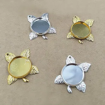 

Fiigree Leaf Pendant with 12mm Round Smooth Bezel Resin Cabochons Base Vintage Accessories DIY Crafts Jewellry Findings